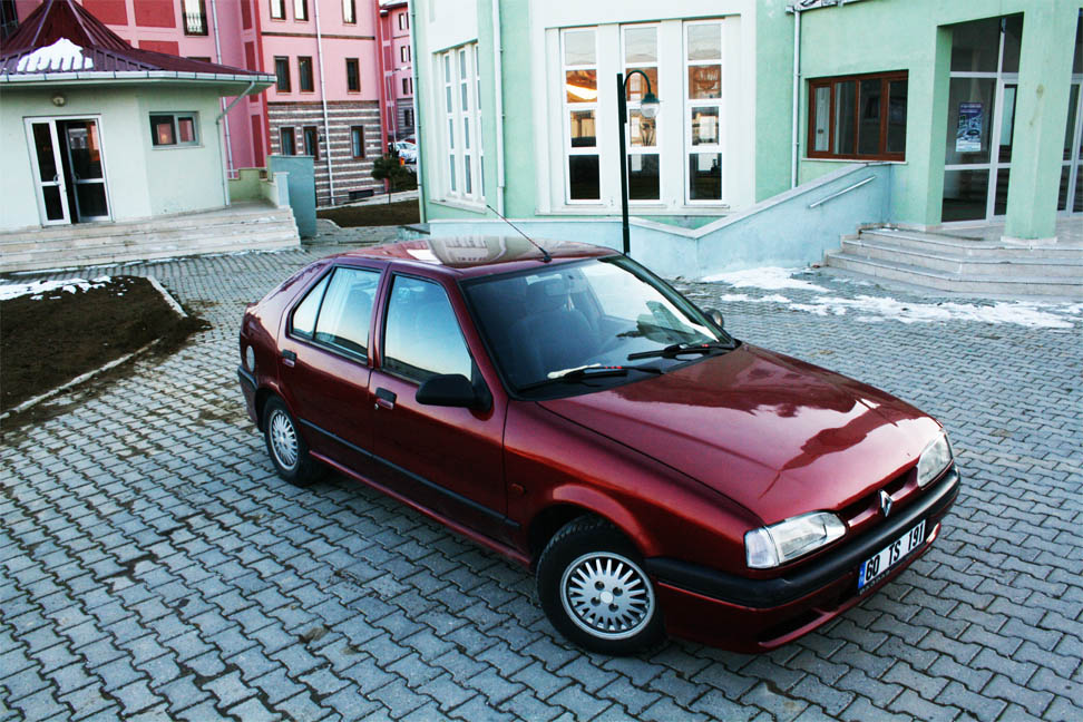 Renault 19 Europa 53 -    