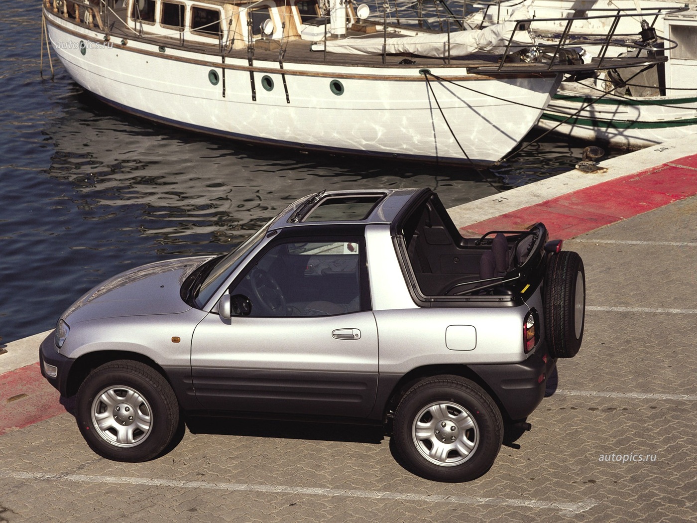 Toyota RAV4 Cabrio SXA1 - specifications, description, photos.